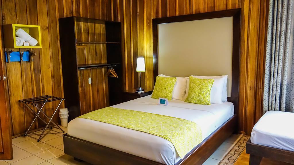 Hotel Tangara Arenal B&B La Fortuna Bagian luar foto