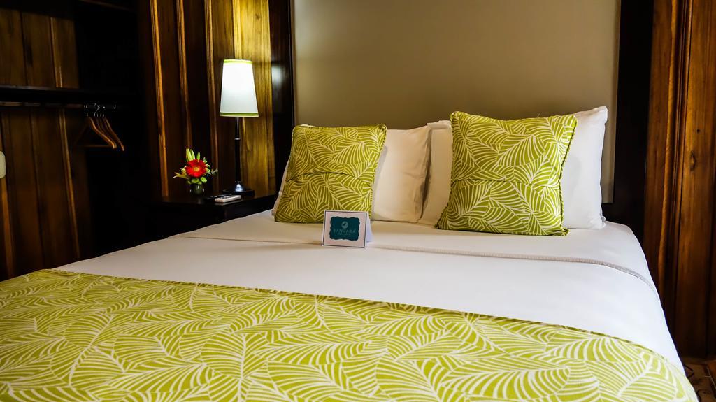 Hotel Tangara Arenal B&B La Fortuna Bagian luar foto