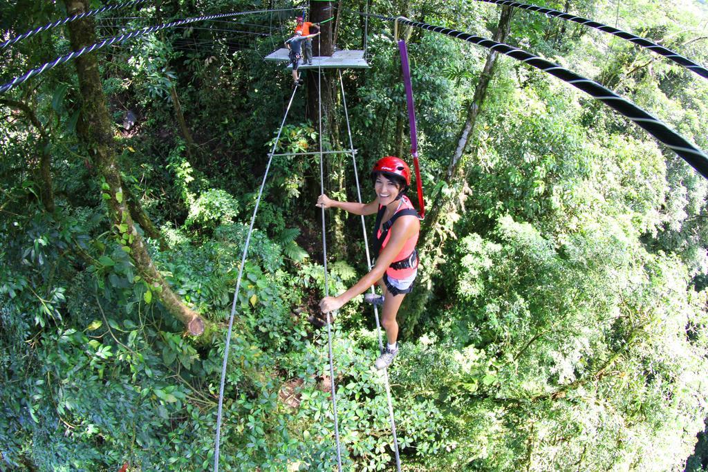 Hotel Tangara Arenal B&B La Fortuna Bagian luar foto
