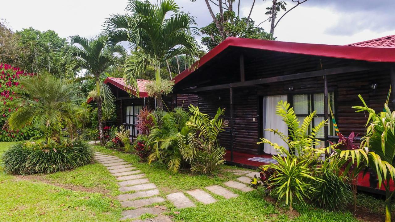 Hotel Tangara Arenal B&B La Fortuna Bagian luar foto