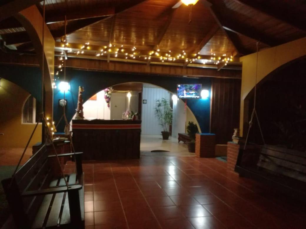 Hotel Tangara Arenal B&B La Fortuna Bagian luar foto
